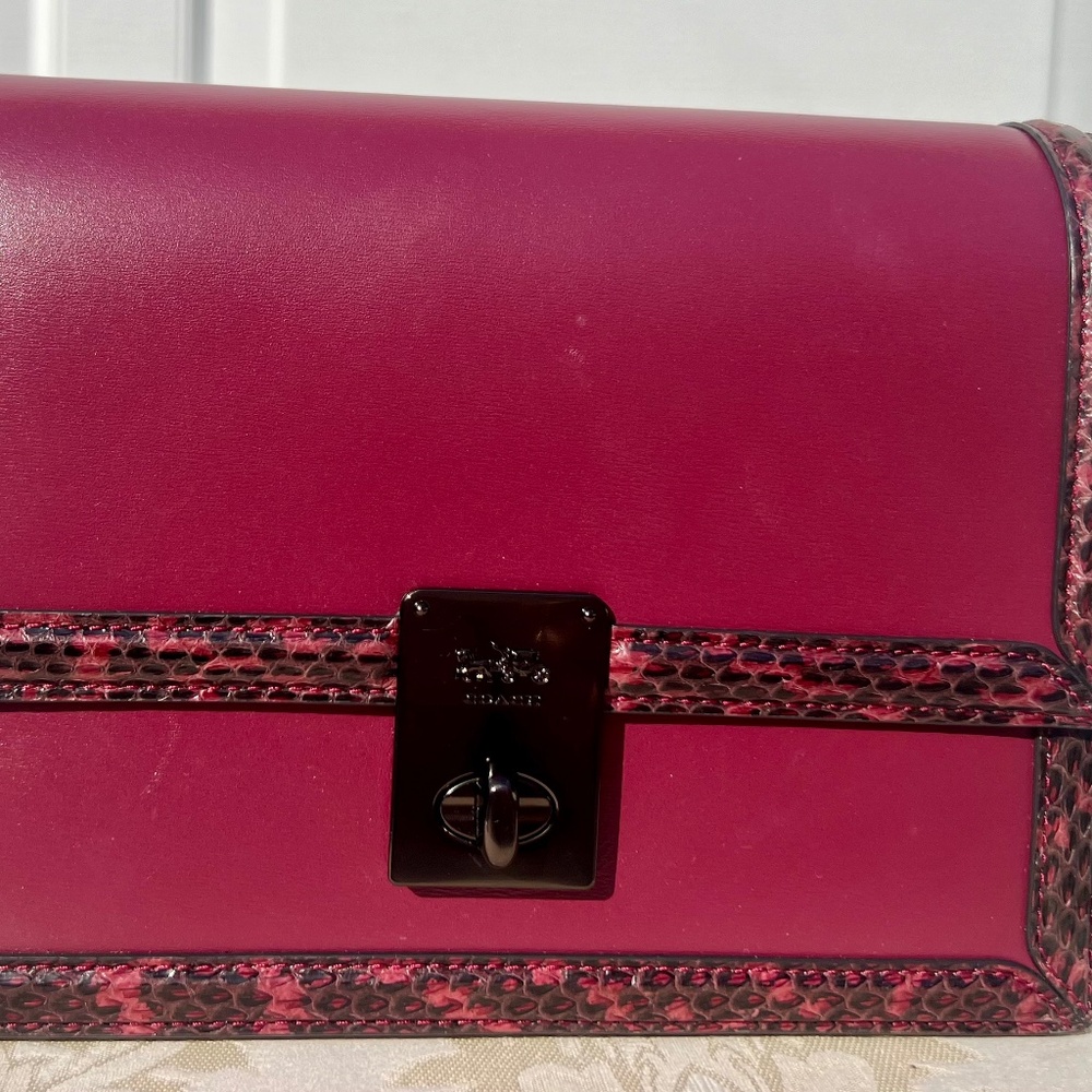 COACH HUTTON SHOULDER BAG WITH SNAKESKIN DETAIL